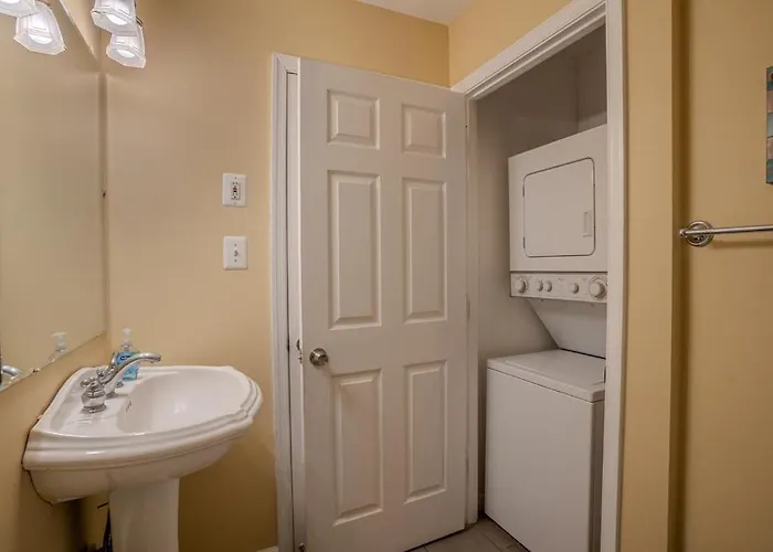 Fully Remodeled 3-bedroom, 2-bathroom Retreat Steps From The With Lagoon Views
